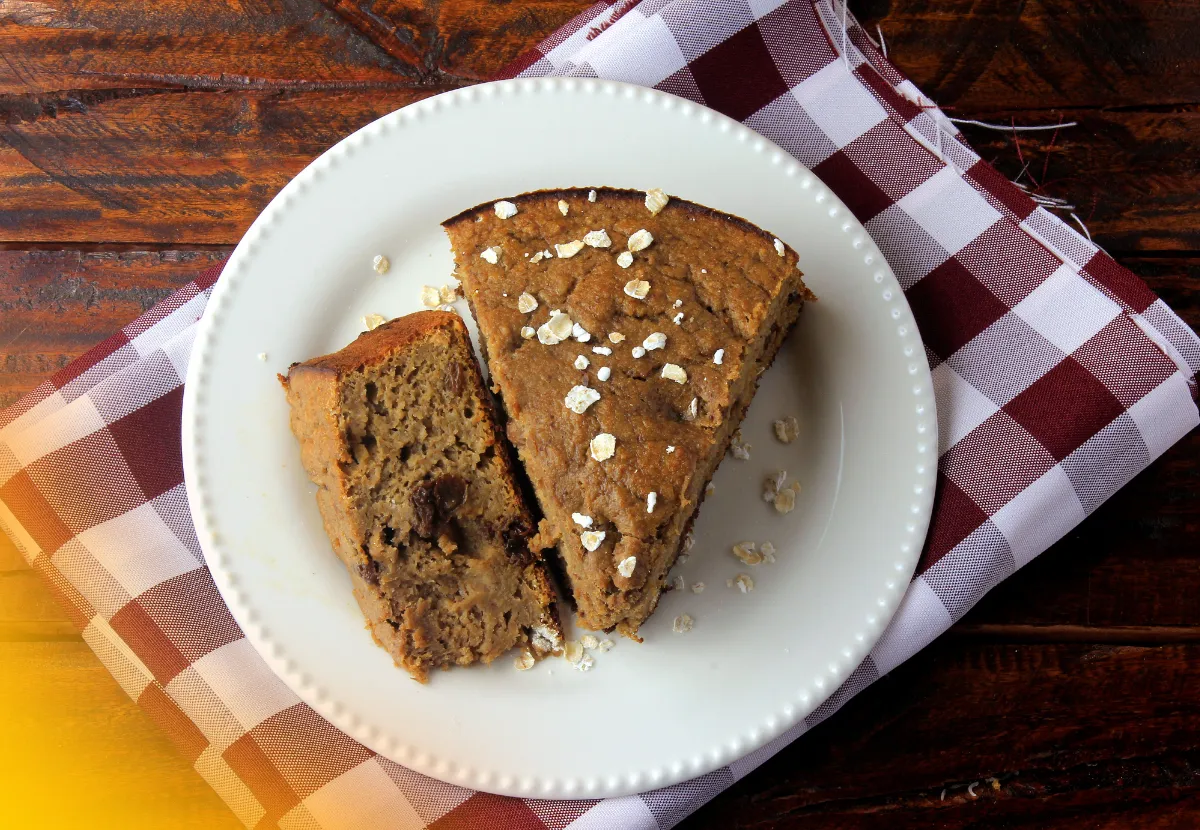 Bolo de cenoura com farinha de arroz sem açúcar