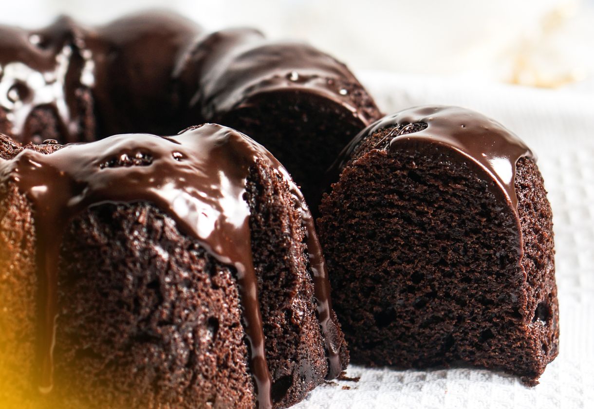 Receita de Bolo de Chocolate Molhadinho e Macio