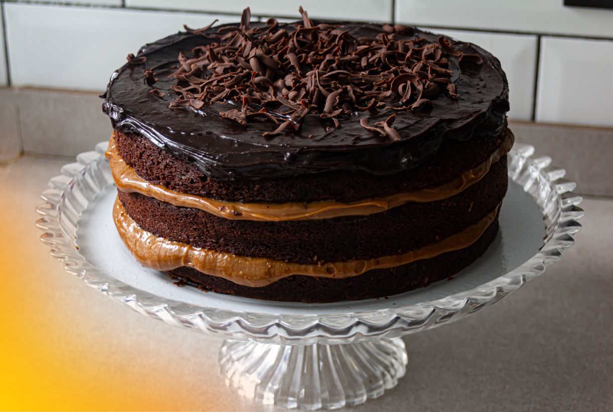 Receita de bolo de chocolate recheado