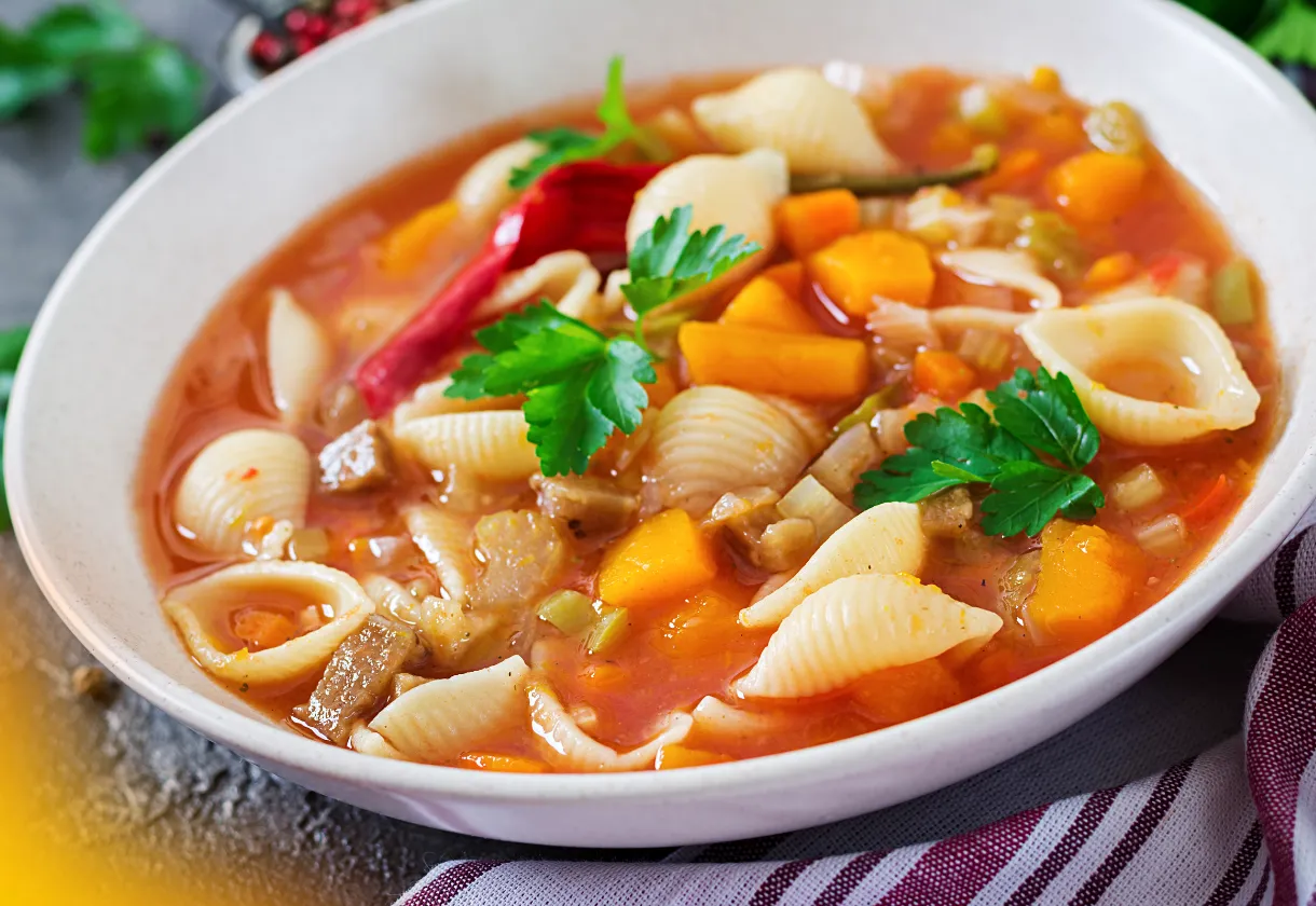 Receita de Sopa de Legumes com Macarrão