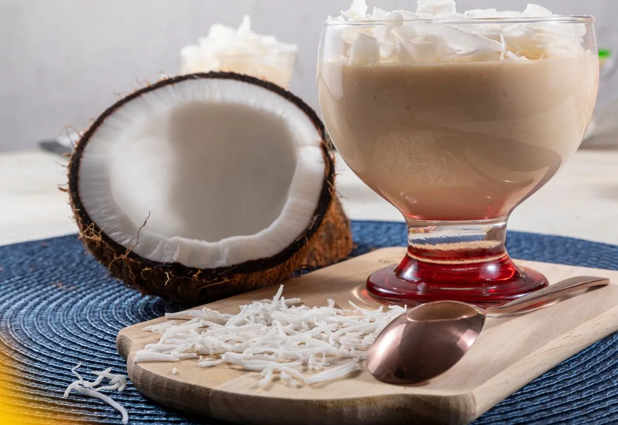 Mousse de Coco Cremosa: Uma Delícia Irresistível