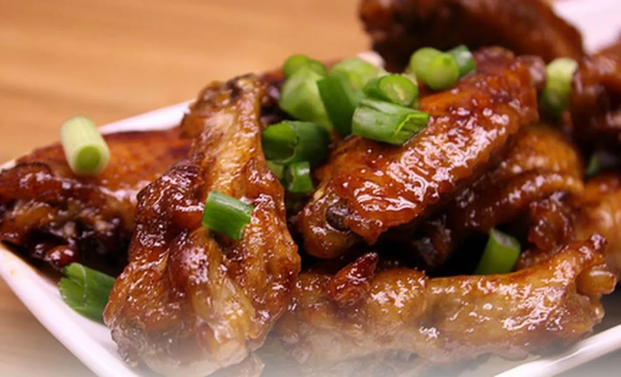 Prepare Asinhas de Frango Crocantes com Esta Receita Simples e Rápida