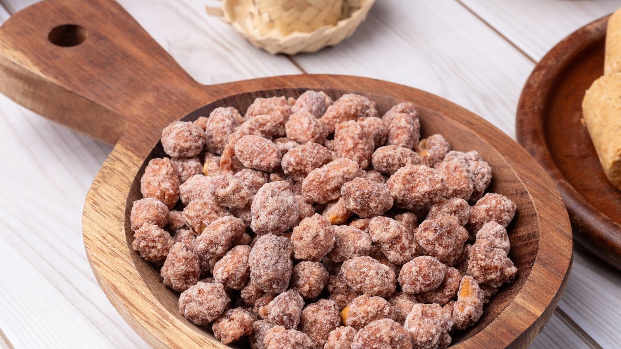 Receita Festiva: Como Fazer Amendoim Doce Crocante Para Suas Comemorações de São João