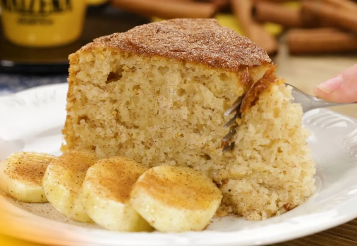 Prepare Hoje Mesmo um Bolo de Banana Sem Liquidificador com Esta Receita Passo a Passo
