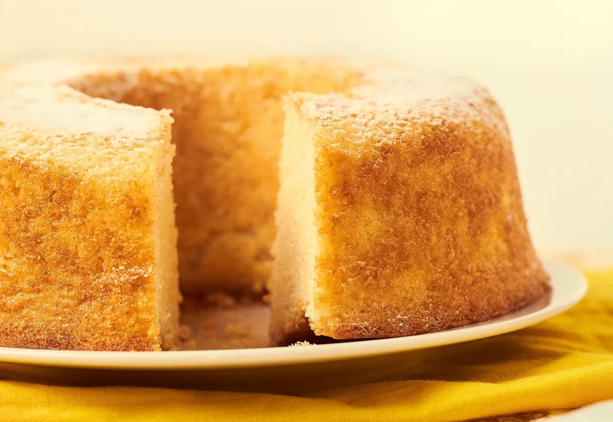 Receita Imperdível de Bolo de Fubá Light de Liquidificador Para um Lanche Saudável e Saboroso