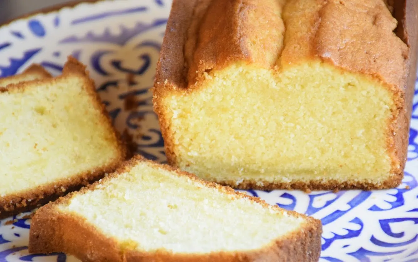 Delicioso Bolo de Baunilha de Liquidificador: Fácil, Rápido e Irresistível