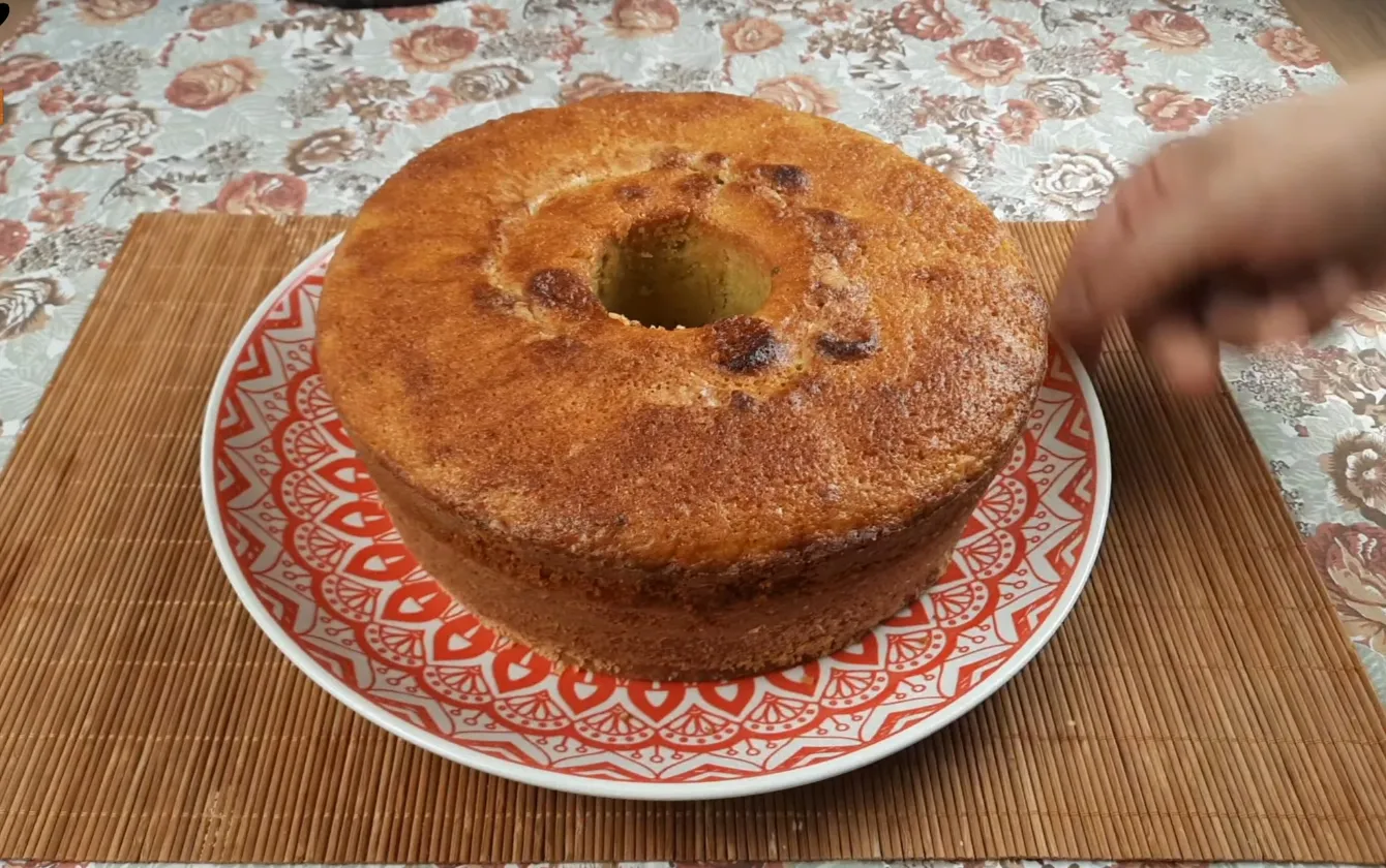 Receita Deliciosa de Bolo de Capim Santo: Surpreenda-se com Este Sabor Incrível
