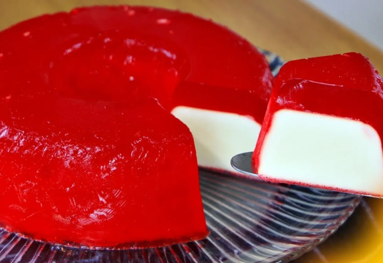 Receita de Gelatina com Creme de Leite