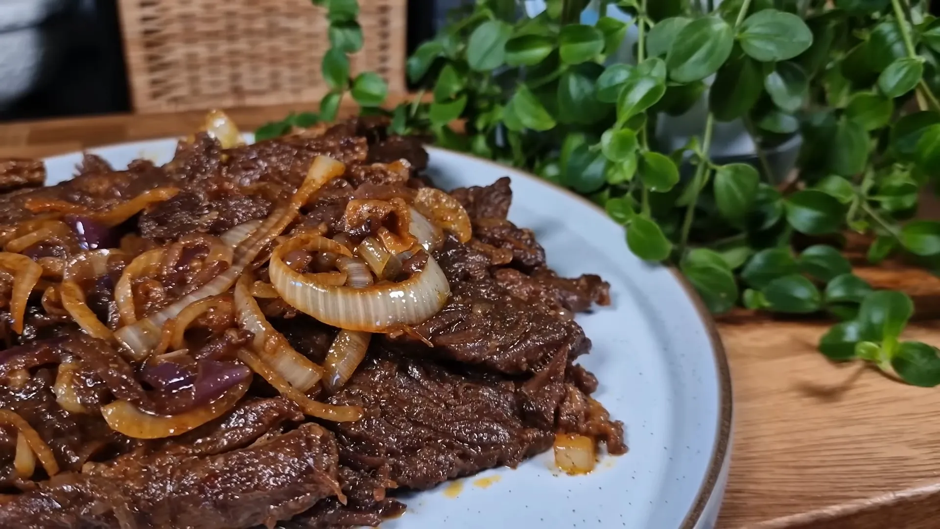 Bife de Panela de Pressão: Delicioso e Sem Sujeira no Fogão