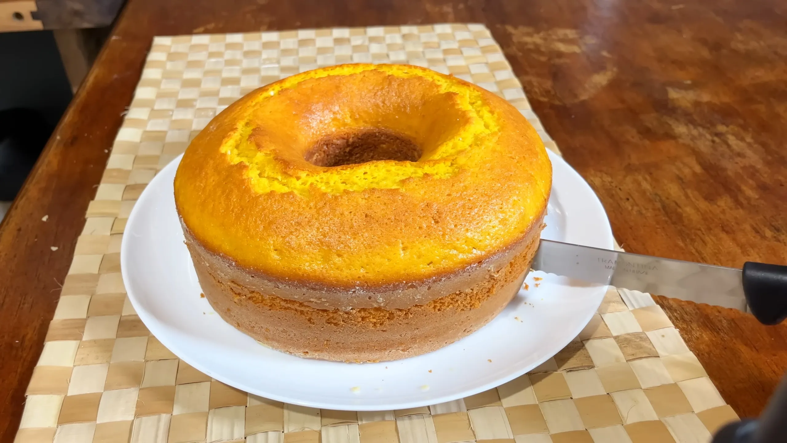 Bolo de Cenoura Fofinho e Gostoso: Receita Simples e Rápida no Liquidificador