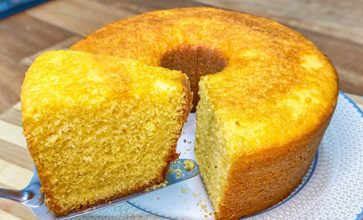 Bolo de Milho Cremoso sem Trigo e Leite: Úmido e Saudável