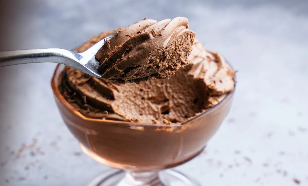 Aprenda a Fazer Mousse de Chocolate Fácil e Encante Todos com Esta Delícia