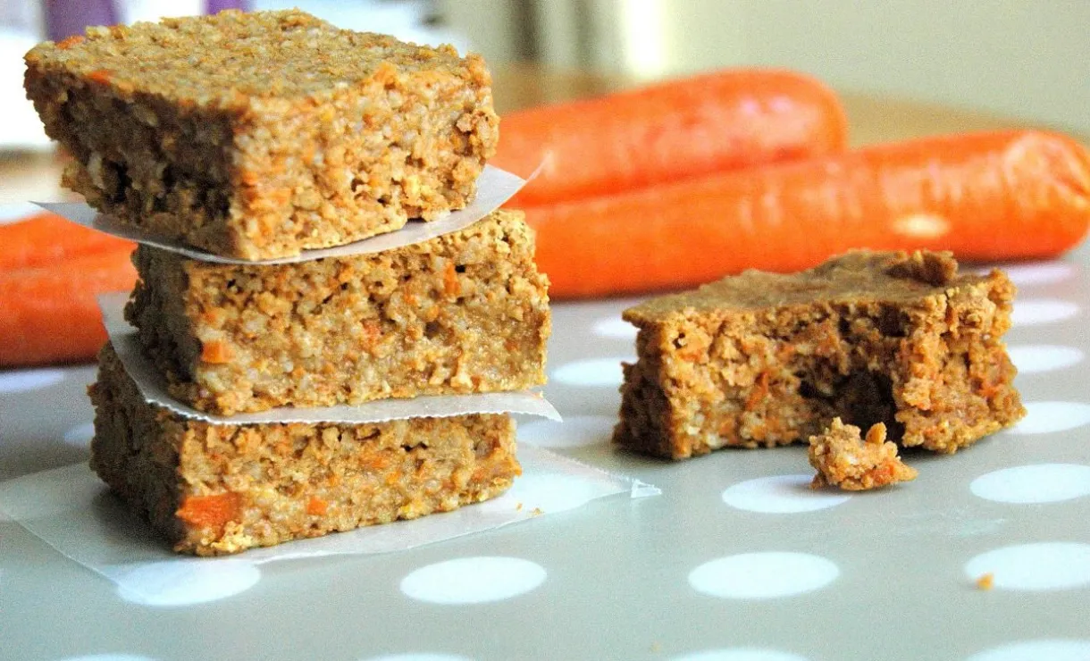 Não Acredite até Provar: Bolo de Cenoura Low Carb Fofinho e Irresistível