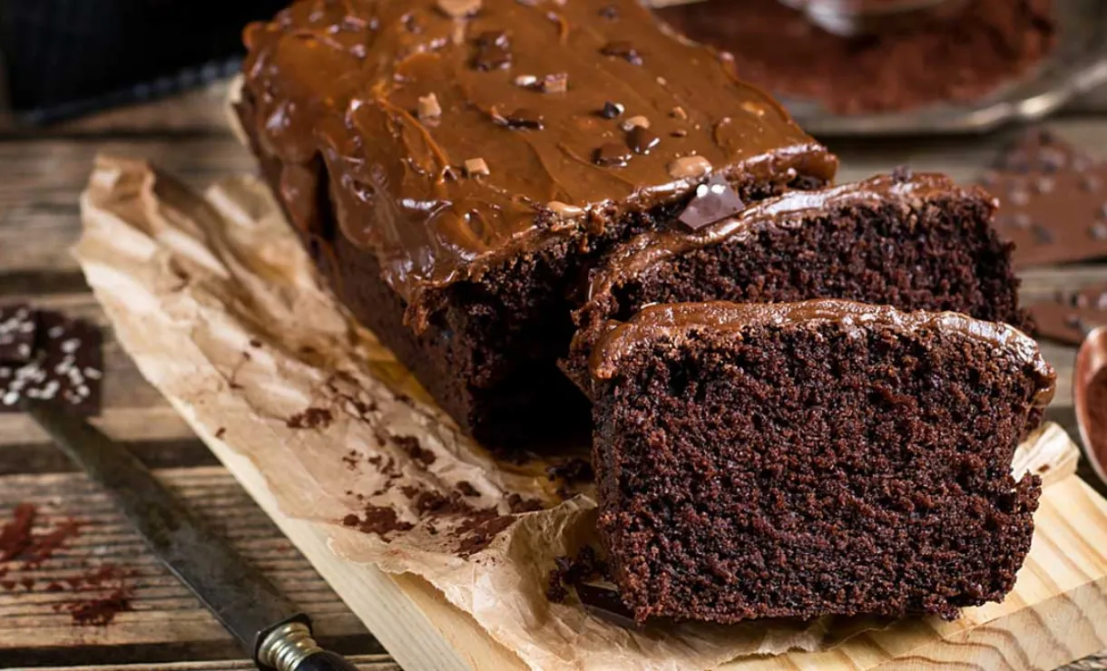 Bolo de Chocolate Low Carb com Farinha de Amêndoas: Delícia Saudável