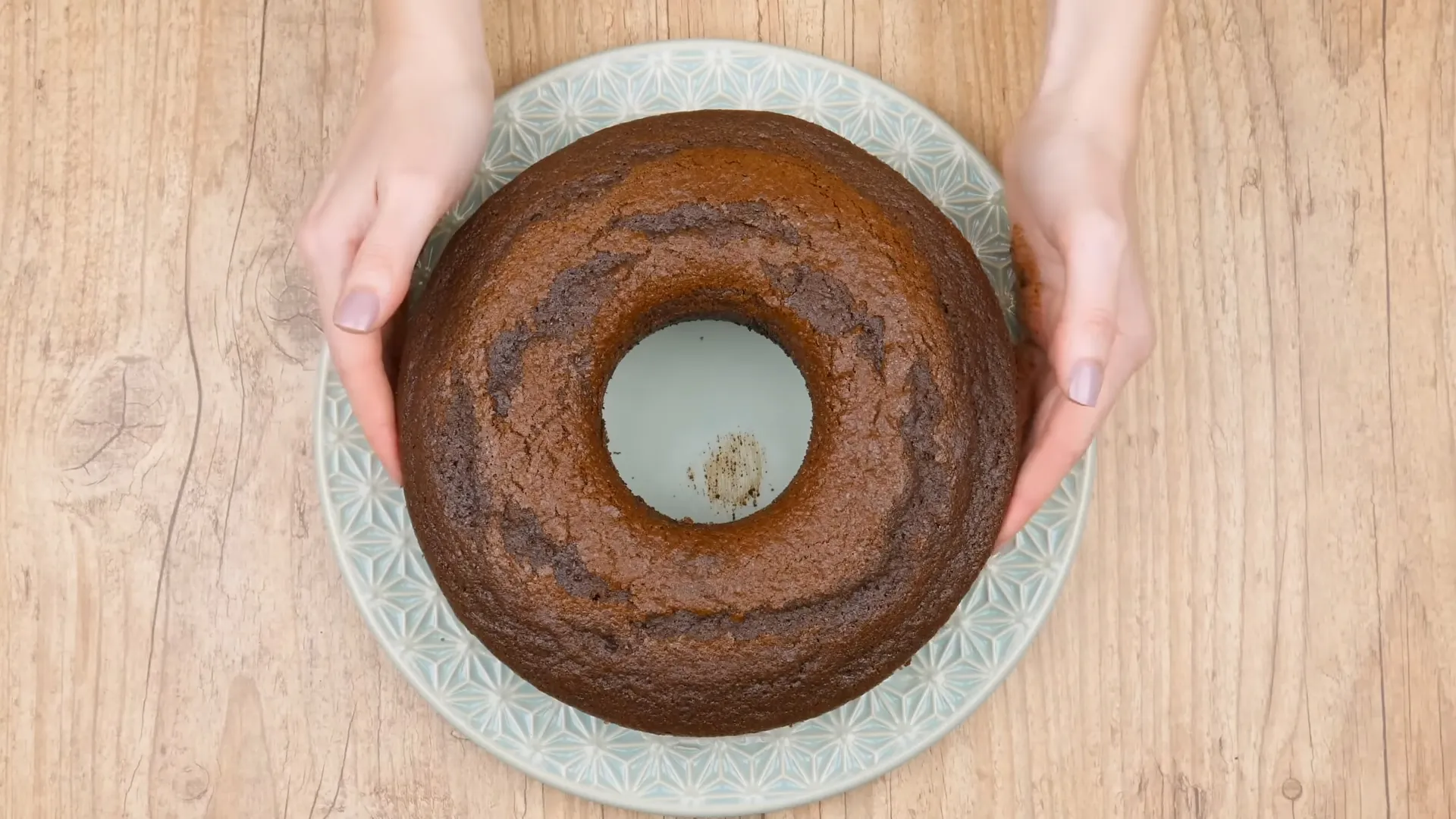 Receita Saudável: Bolo de Chocolate Low Carb, Sem Lactose e Zero Açúcar em Poucos Minutos
