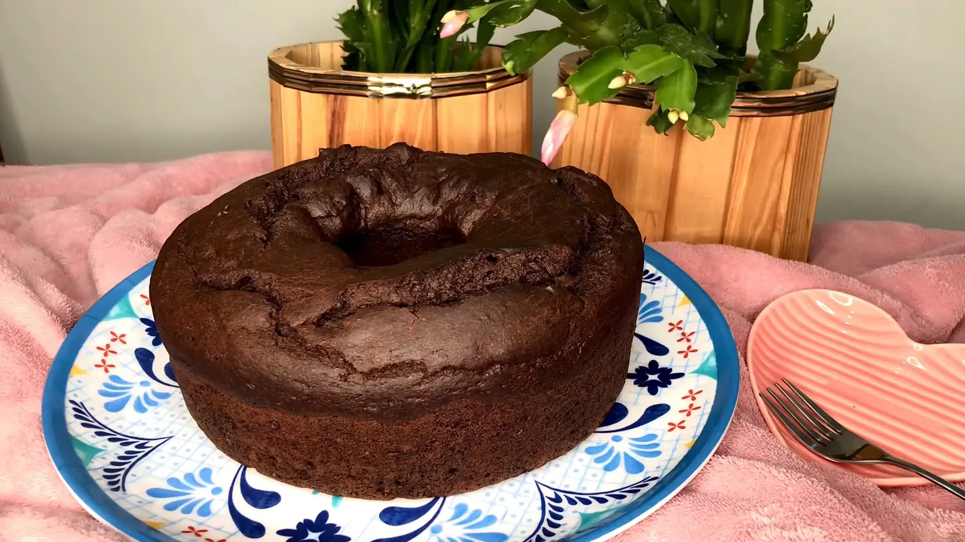 Bolo de Chocolate Saudável: Low Carb, Sem Lactose e Zero Açúcar, Pronto em Minutos!
