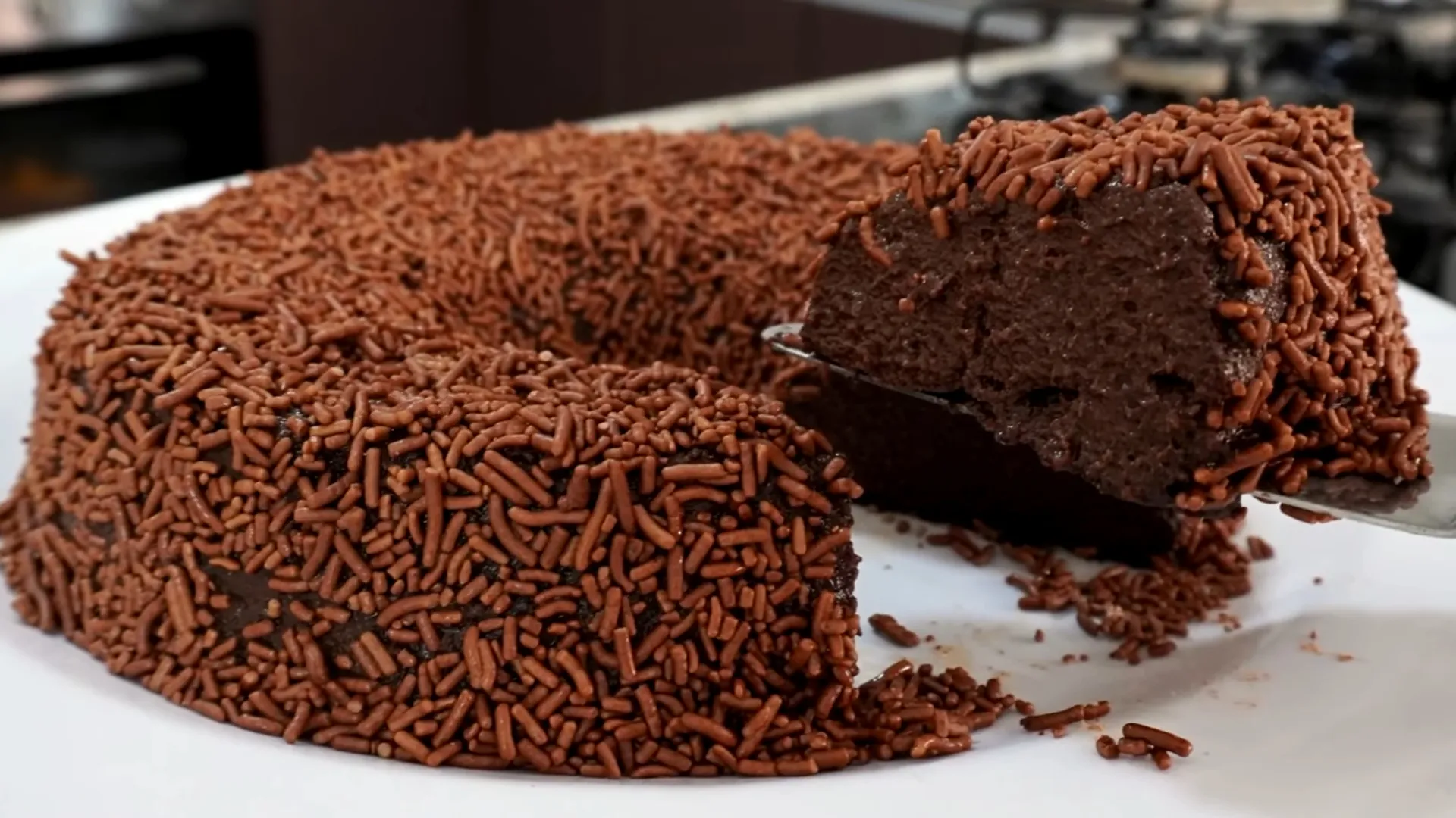 A Magia do Brigadeirão de Forno: Sabor Incrível e Preparo Simples