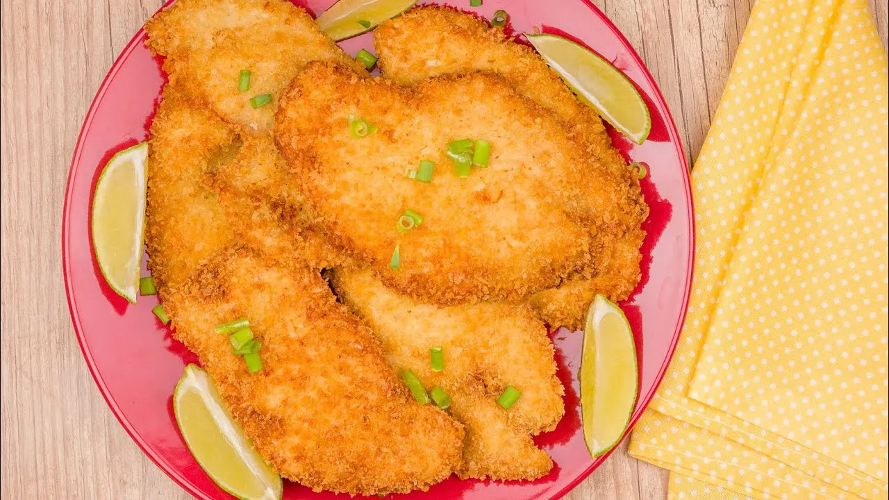 Frango à Milanesa Saudável na Airfryer: Não Usa Trigo e Fica Bem Sequinho