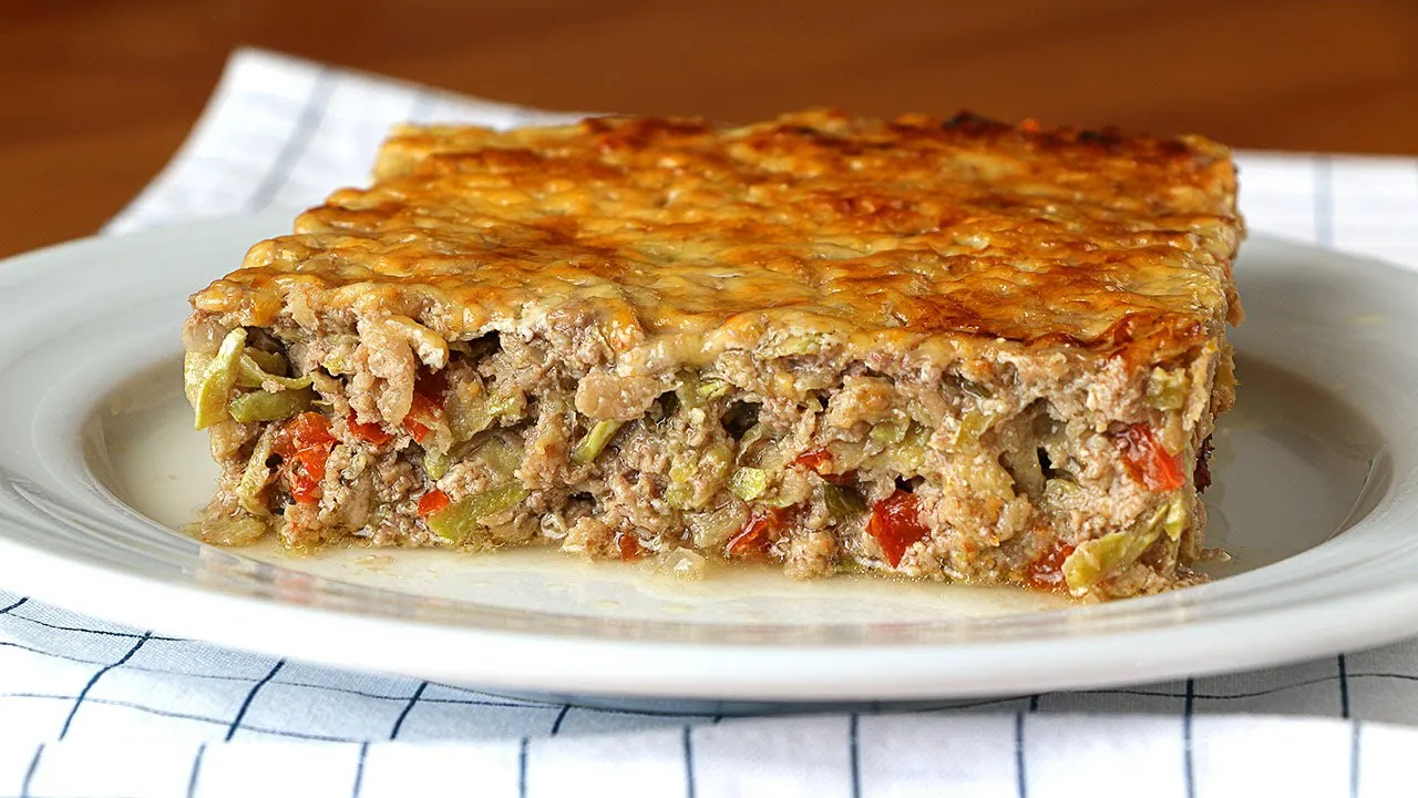 Torta de Massa de Pastel: Prática, Versátil e Deliciosa para Qualquer Ocasião!