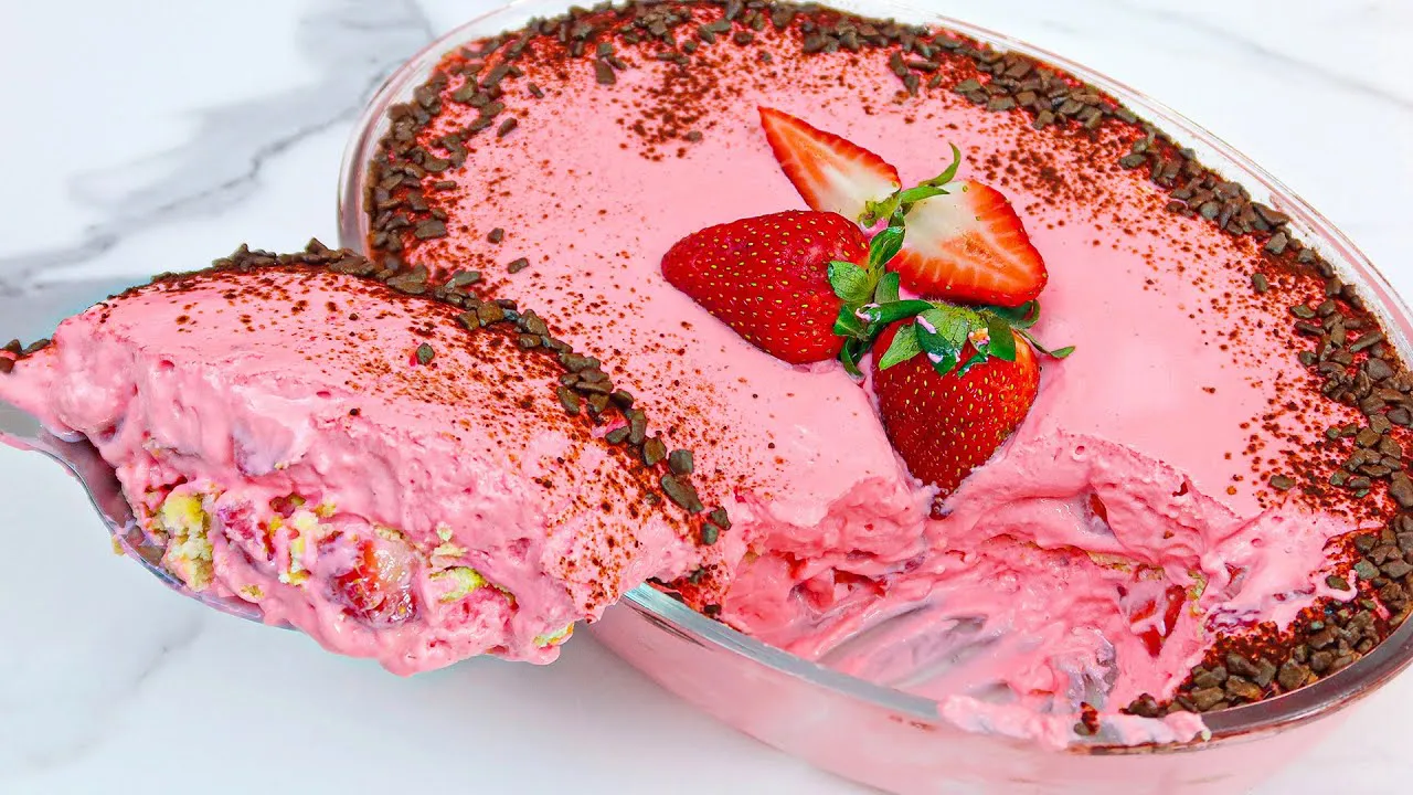 Sobremesa de Morango Sem Leite Condensado: Receita Fácil com Apenas 3 Ingredientes que Vai Surpreender