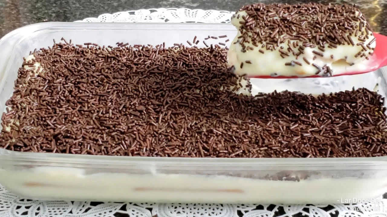 Sobremesa com 3 Ingredientes: Fácil, Rápida e Deliciosa