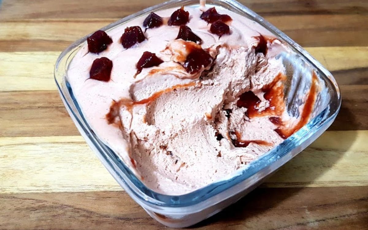 Sobremesa Gelada de Goiabada com Creme de Leite: Simples, Rápida e Irresistível