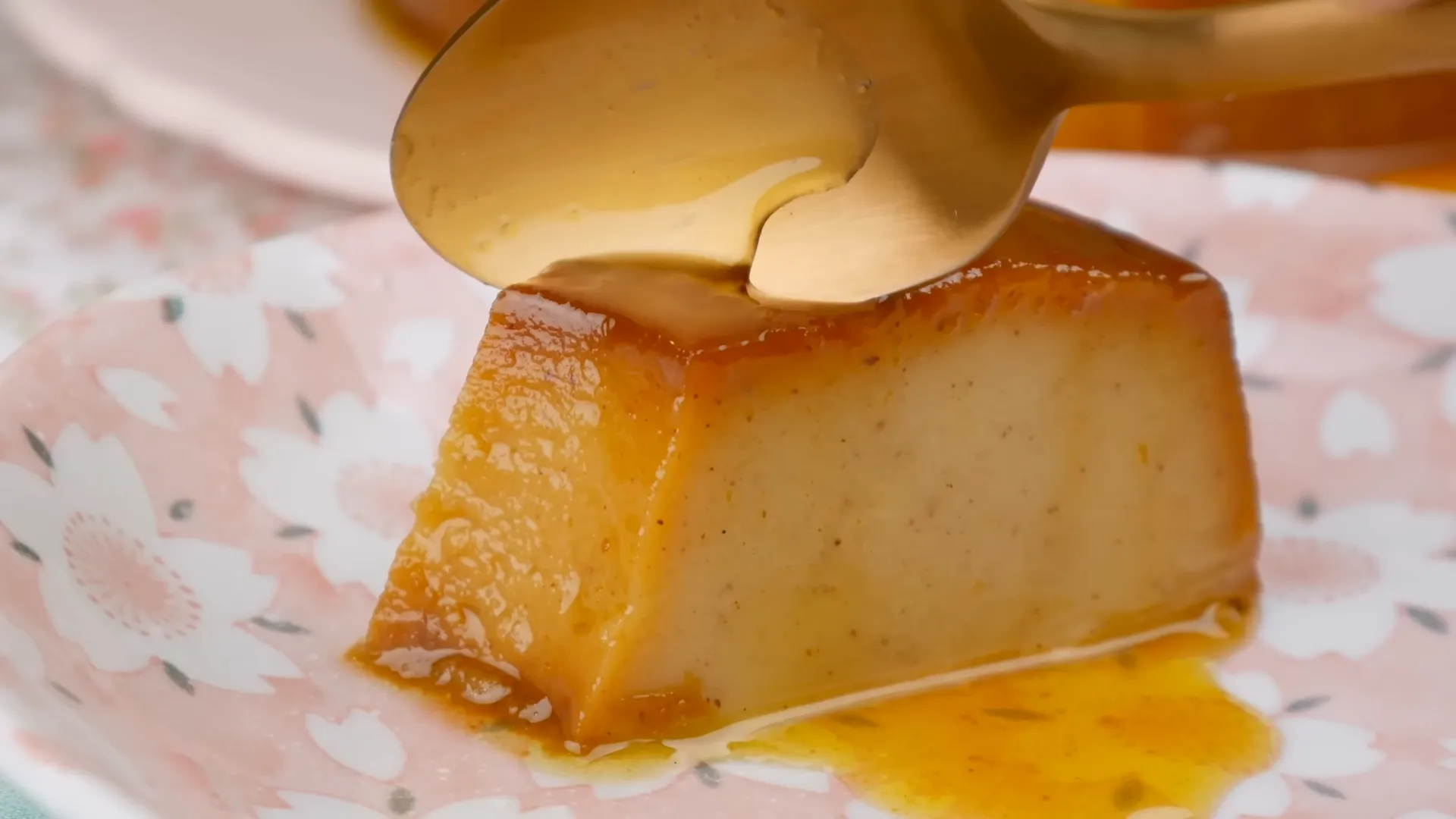 Receita de Pudim de Pão Velho Cremoso: Simples, Delicioso e Econômico