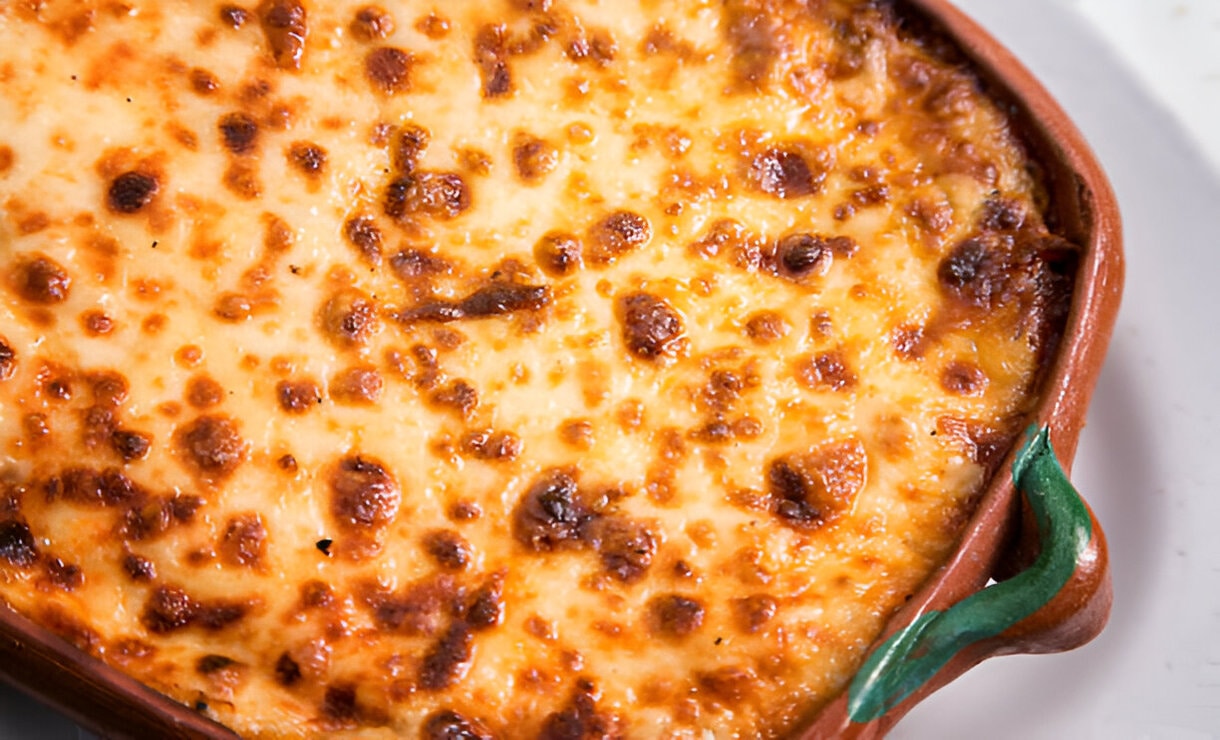 Descubra o Ingrediente Secreto que Torna Essa Lasanha Irresistível