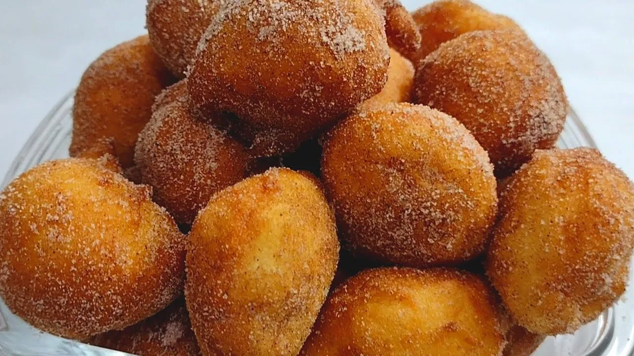 Aprenda Fazer o Melhor Bolinho de Chuva com Fubá para Acompanhar o Seu Café