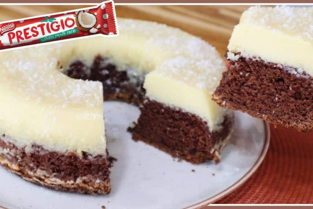 Bolo pudim de prestígio: fique com água na boca só de olhar essa belezura