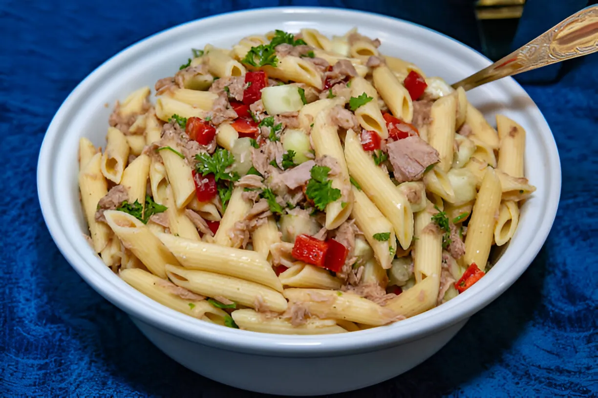 Salada de Macarrão Penne: Fácil, Colorida e Deliciosa