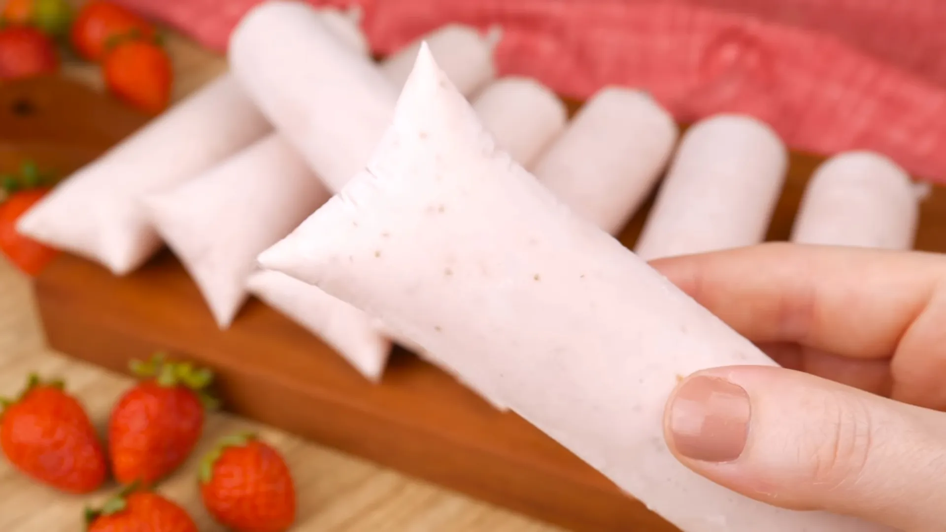 Geladinho Mousse de Morango Super Cremoso Gourmet Feito da Fruta Mesmo