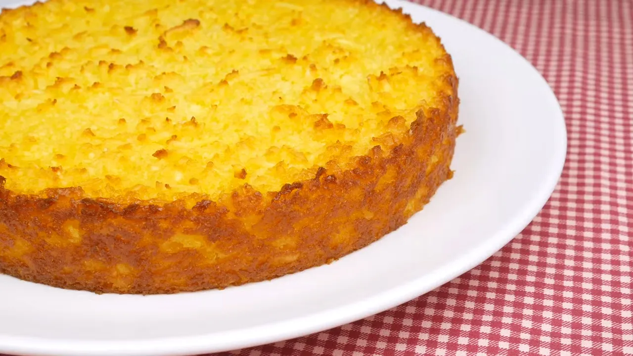 Receita Deliciosa e Simples de Bolo de Mandioca (Aipim/Macaxeira): Fica Pronto Rapidinho!