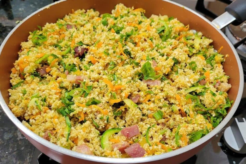 Deliciosa Farofa de Abobrinha Faz Sucesso entre os Amantes de Gastronomia Caseira