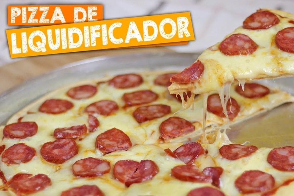 Deliciosa pizza feita sem sovar a massa, perfeita para preparar no final de semana.