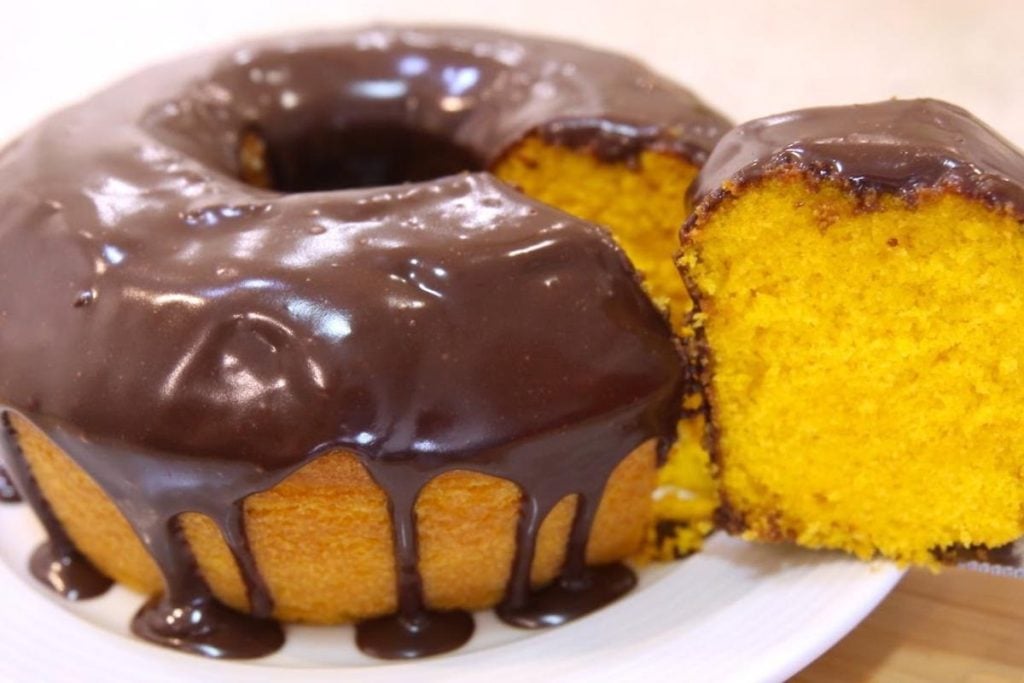 Descubra a receita infalível para fazer um bolo de cenoura perfeito