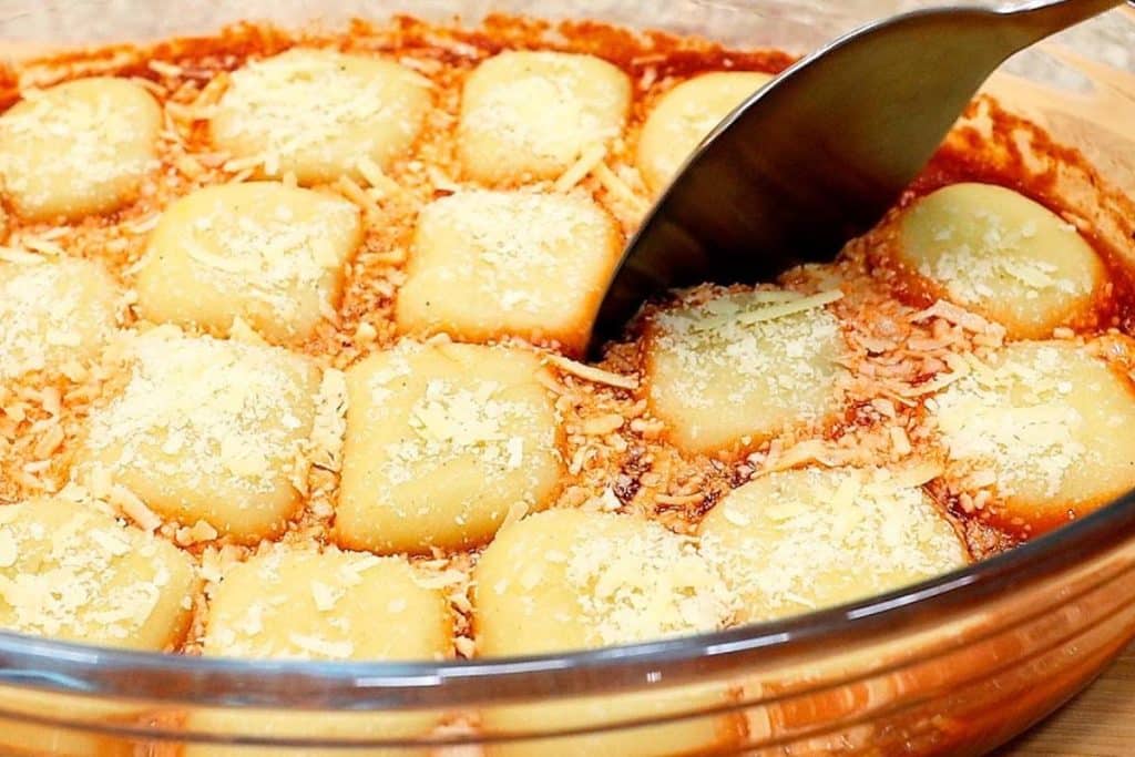 Aprenda a preparar nhoque recheado para o almoço dominical em seu lar