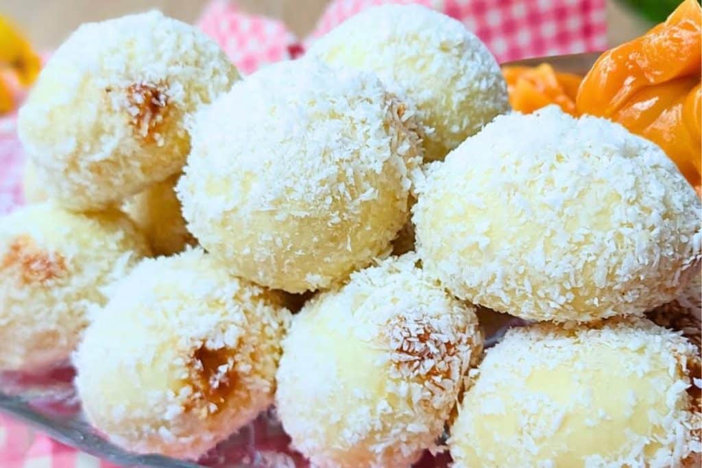 Descubra a deliciosa receita do irresistível pão de lua de mel