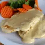 Filé de frango ao molho de mostarda