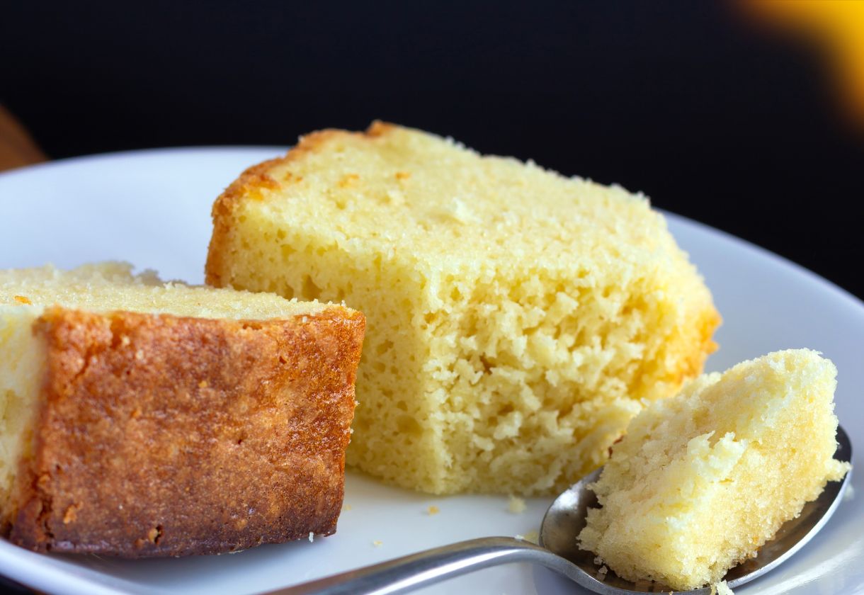 Receita de Bolo Simples para Café da Tarde