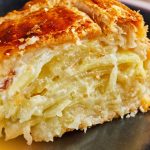Receita de Torta salgada de batata e queijo