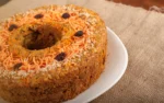 Receita de Bolo de Cenoura Americano