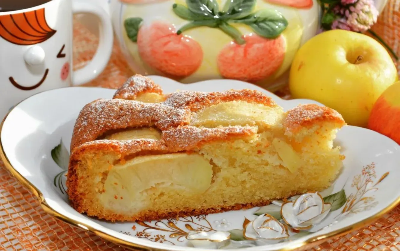 Receita de Bolo de maçã e avelãs sem glúten
