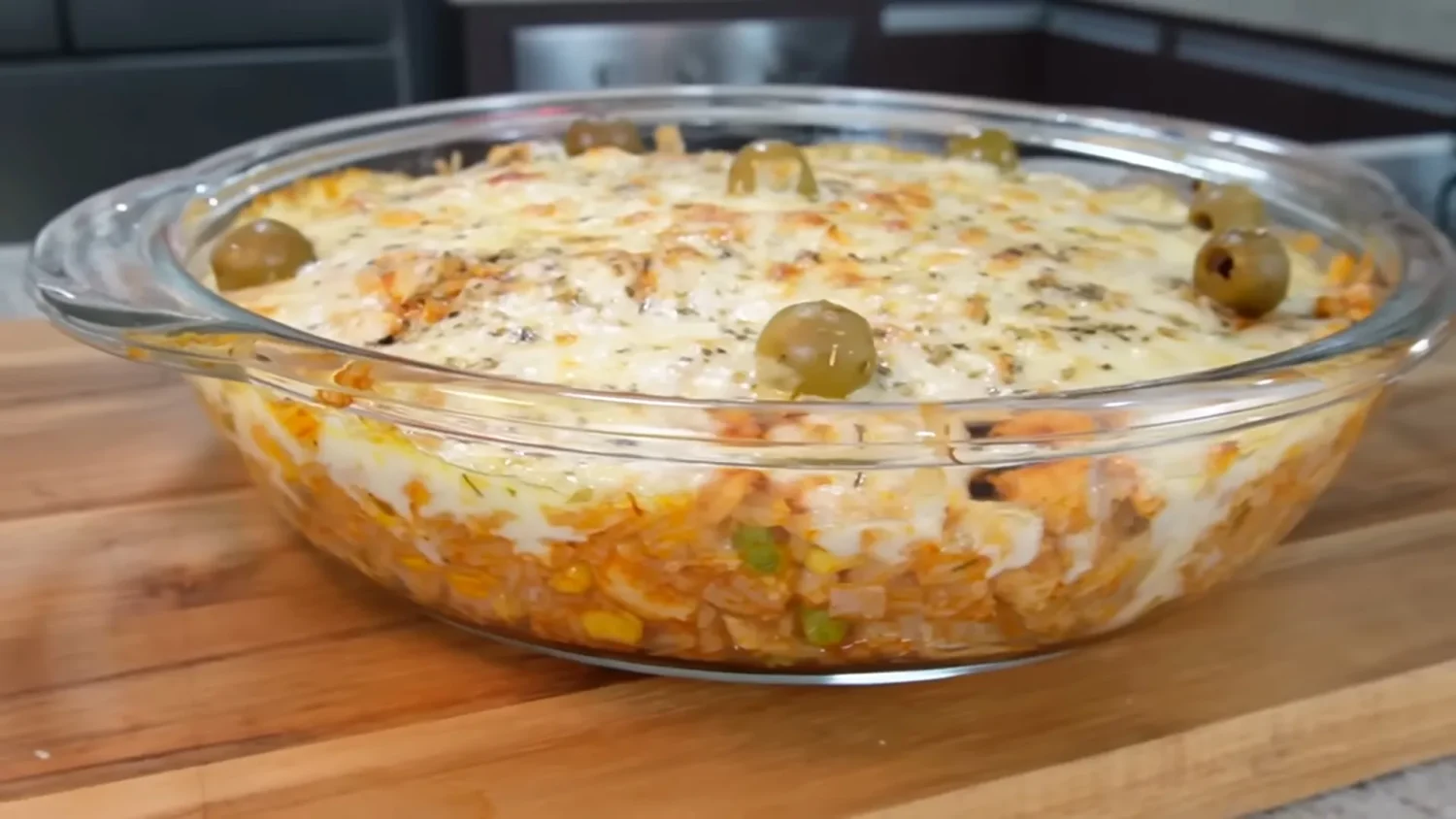 Ingredientes Simples para um Arroz com Frango de Forno Incrível
