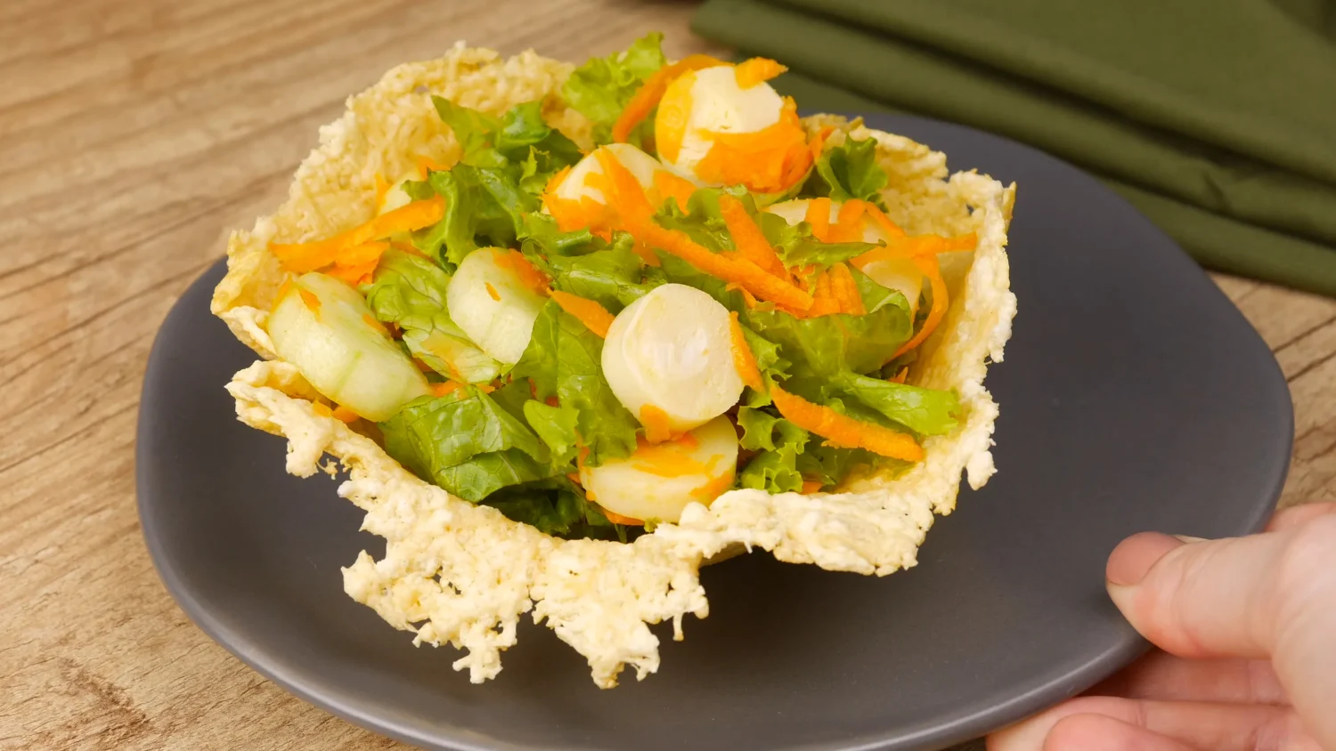 Surpreenda Seus Convidados com Cestinhas de Parmesão Crocantes