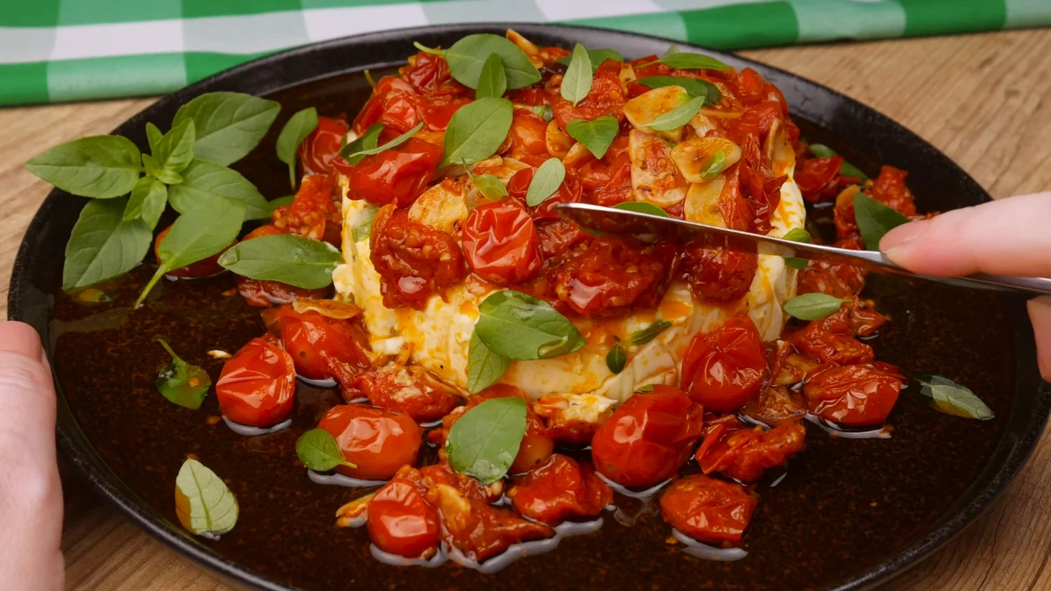Surpreenda suas Visitas com esta Entradinha de Catupiry e Tomatinhos