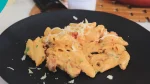 203 PRONTO EM APENAS 3 MINUTOS MACARRAO CREMOSO DE PANELA DE PRESSAO FACIL E RAPIDO 2