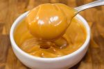 Aprenda a fazer em casa um delicioso doce de leite