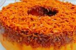 Descubra a irresistivel receita de bolo de coco caramelizado para